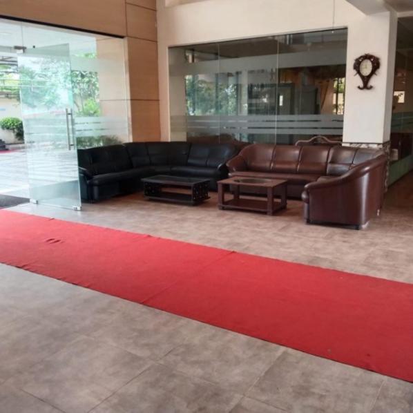 Hotel Swamiraj Indāpur Exterior foto